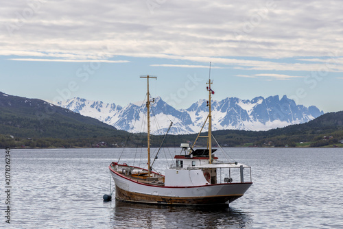 Canvastavla Fishing boat in the Burfjord in northern Norway