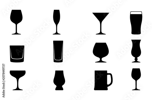 Photos Diverse Drinkware Collection, 12 Vector Icons: Wine, Champagne, Martini, Beer Gl