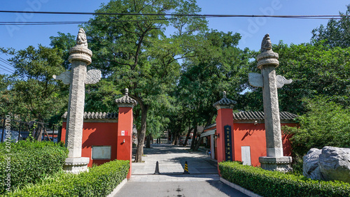 Photos Wuta Temple Beijing - Stone Carved Pillars and Red Gate Entrance