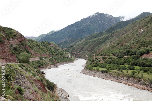 Canvas Print Upper Lancang River Valley in Qamdo, Tibet