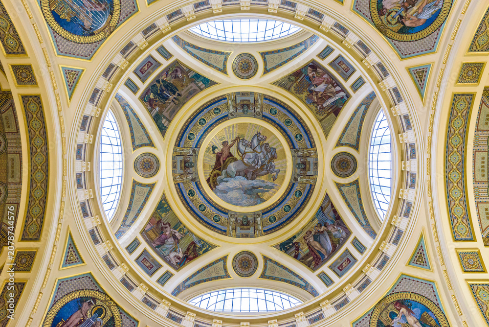 Fototapeta premium Interiors of the Szechenyi thermal bath, UNESCO World Heritage Site, Budapest, Hungary