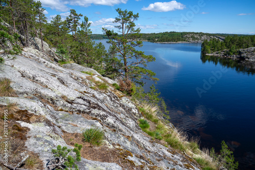 Tableau sur toile View on the rocky coast of Koyonsaari Island
