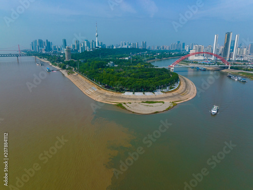 Φωτογραφία Heart-Shaped Island Yangtze River Wuhan Aerial City Riverscape Photo