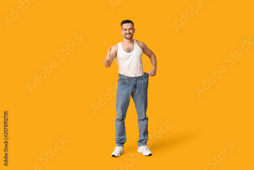 Handsome sporty happy man i...