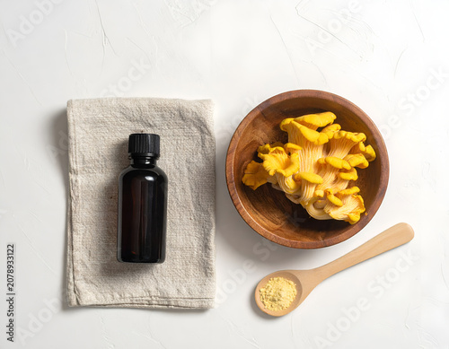 Golden Oyster Mushroom Extract and Ingredients for Natural Remedy.