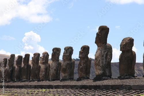 Картината върху платно moai statues of Ahu Tongariki on Easter Island