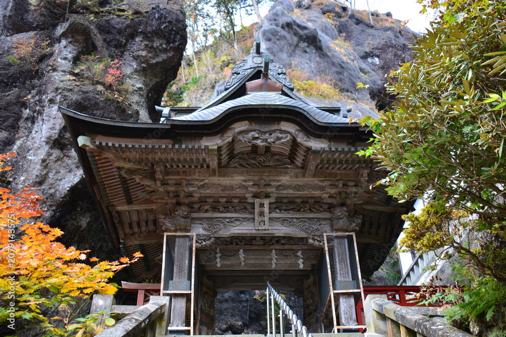 Fototapeta premium 群馬県 高崎市の榛名神社