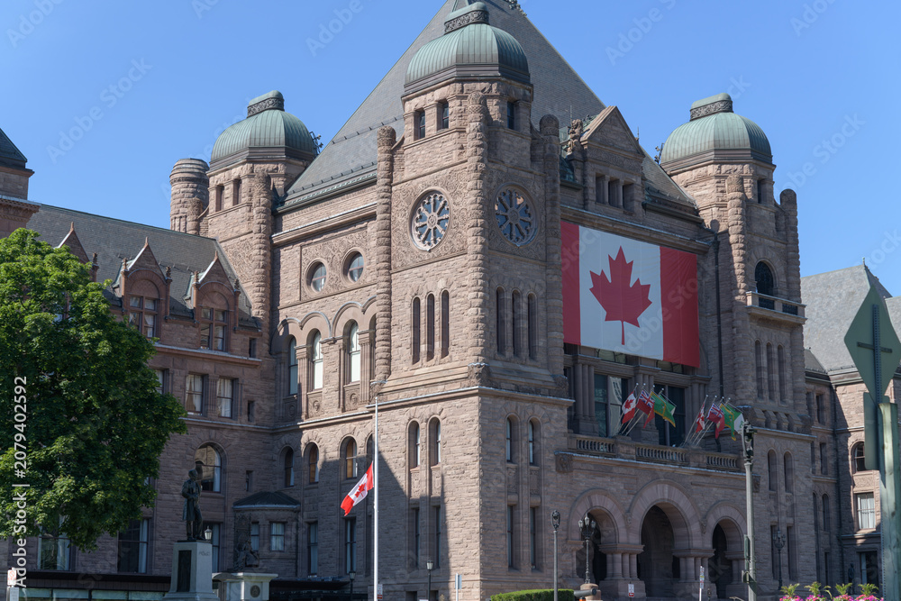 Obraz premium southwest corner of Ontario's Legislative Building at Queen's Park, Toronto