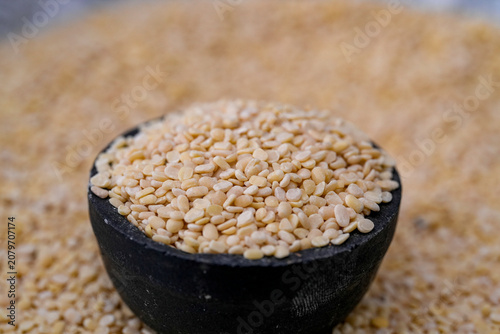 Photography White Urad Dal (Split Black Gram Without Skin) Close Up Photos