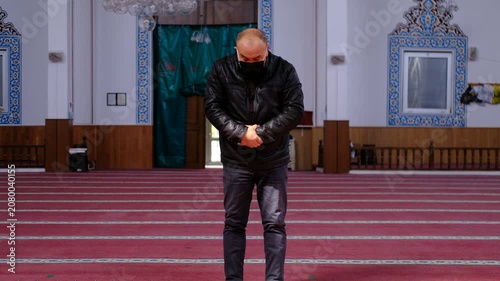 Worshipping Man