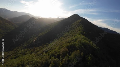 un col de montagne en fin de journée - alpes maritimes France