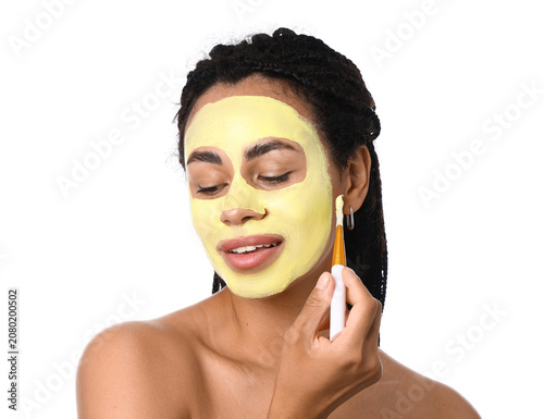 Young African-American woma...