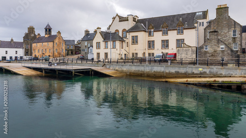 Valokuva Am Hafen von Lerwick - altes Postamt und Tollbooth