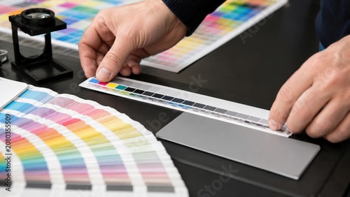 Color Control Strip And Swatch Fan Assessment
