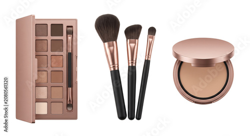 Foto Luxury cosmetic makeup palette brushes and compact powder