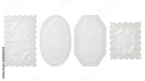 Obraz na płótnie White vintage lace embroidered doilies and table mats
