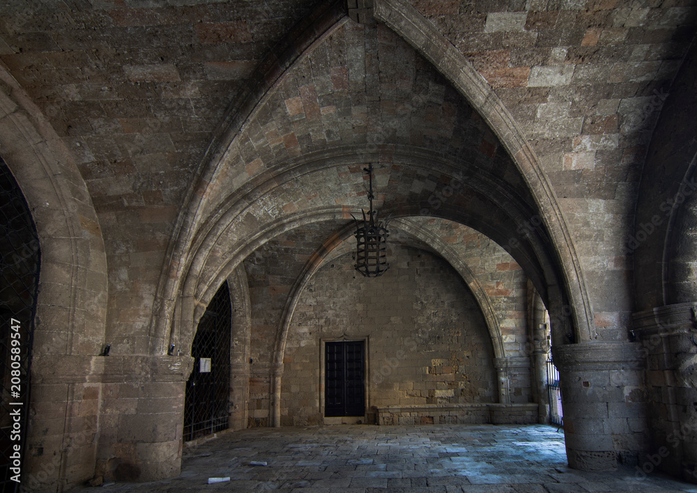 Fototapeta premium entrance to the castle