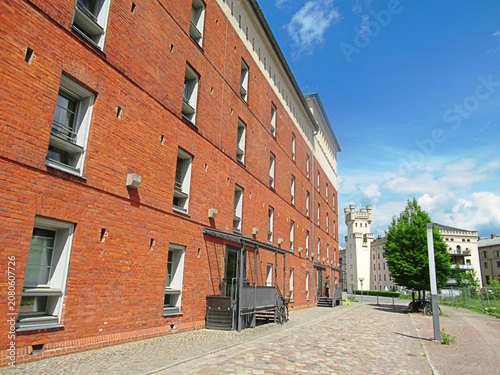 potsdam, deutschland - potsdamer jägervorstadt mit garde-ulanen-kaserne