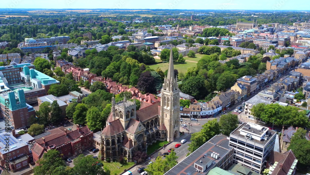 Obraz premium Our Lady & English Martyrs Cambridge Aerial View