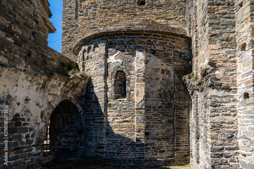 Konstfotografi Ancient stone wall of Sant Pere Casserres monastery building