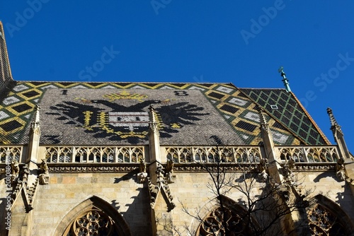 Εκτύπωση καμβά L’aigle Impérial bicéphale décorant le versant sud du toit en tuiles vernissée d
