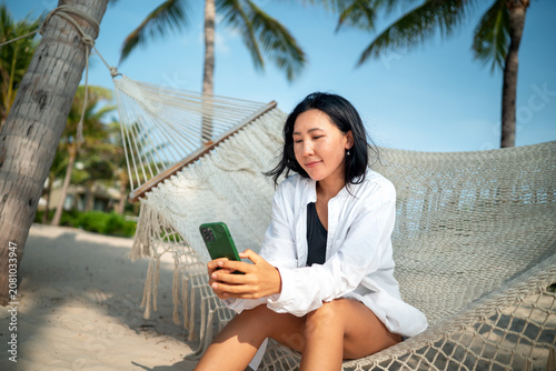 Representing reliable travel assistance, connectivity at a peaceful beach resort on summer vacation