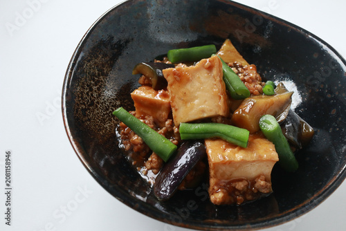 なすと厚揚げとひき肉の炒め煮