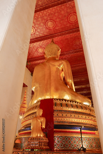 Buddha statues inside Wat Mahathatu Yuwaraj Rangsarit, Bangkok, Thailand