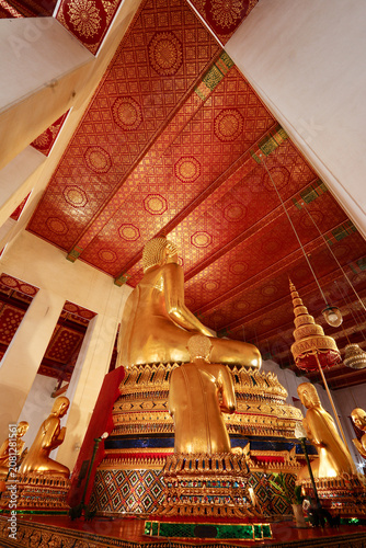 Buddha statues inside Wat Mahathatu Yuwaraj Rangsarit, Bangkok, Thailand