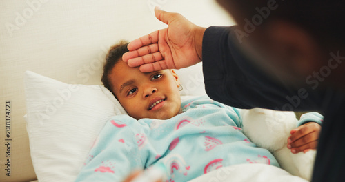 Cuadro en lienzo Fever, hand and parent with child in bed of family home for sick, illness and influenza symptom