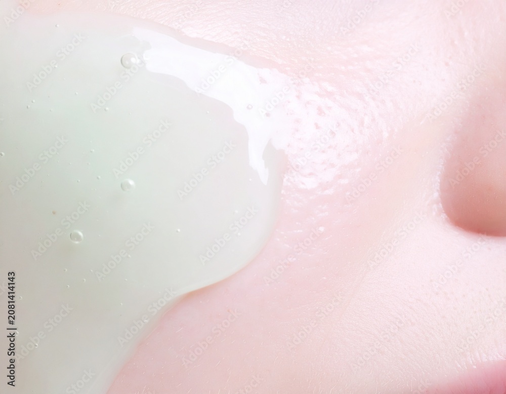 Fototapeta premium Close-up of Transparent Cosmetic Gel Texture with Water Bubbles 