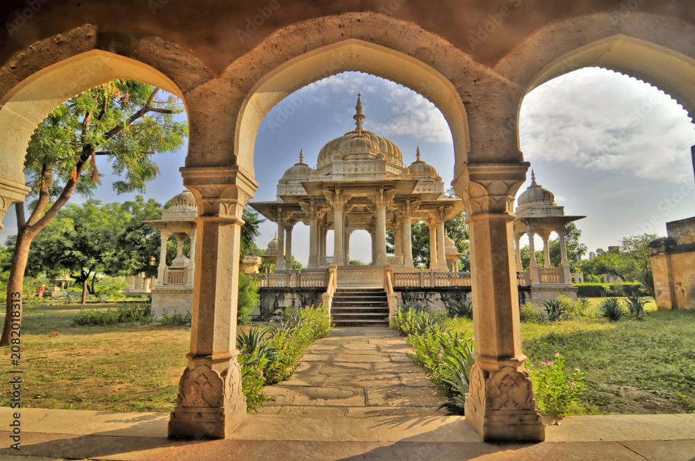 Fototapeta premium Royal cremation ground and cenotaph complex in Jaipur, Rajasthan, at the foothills of Nahargarh Fort final resting place for the male rulers of the Kachwaha Rajput 