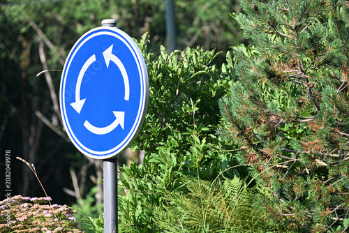Canvastavla route circulation signalisation rond point