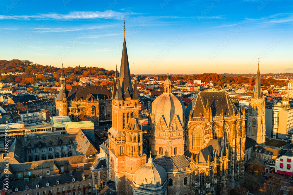 Obraz premium Aachen Aken Aix-La-Chapelle Cityscape NRW Gemany