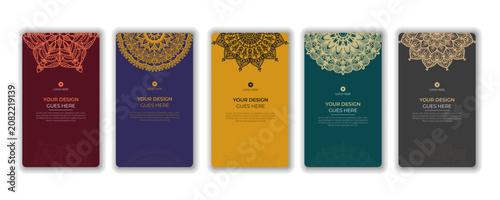 Foto Premium royal invitation card template set decorated with beautiful lace mandala