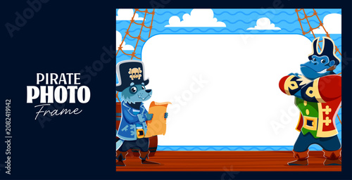 Photography Wolf and gorilla animal pirates on kids photo frame
