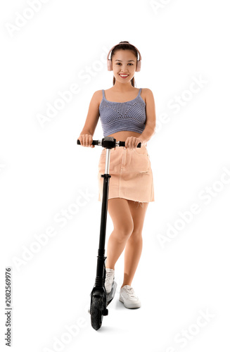 Beautiful young Asian woman...