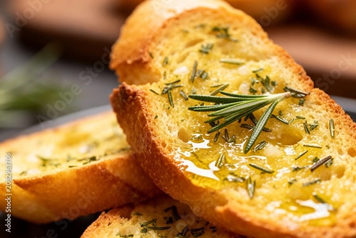 Garlic Bread with Olive Oil and Rosemary