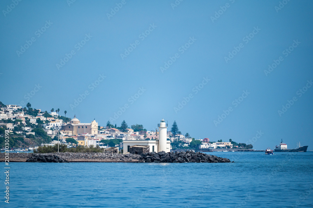 Fototapeta premium Vacation in the Aeolian Islands. The island of Salina in all its beauty.