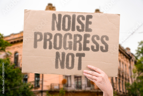 Canvas-taulu "Noise progress not" Loudness doesn't equal advancement
