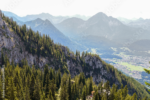 h.m_WH_230901_09