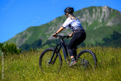 MONTAGNA IN BICI ESCURSIONE