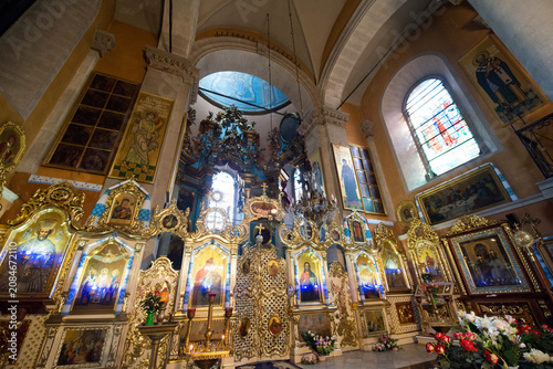 Foto Church Interior with Golden Iconostasis