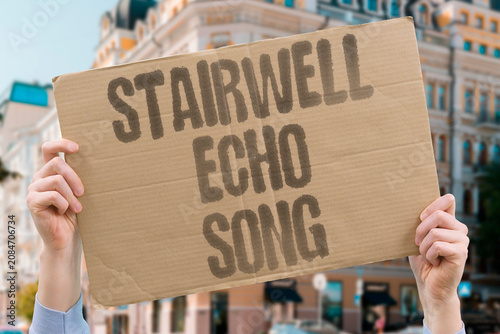 Fotografía "Stairwell echo song" The building hums a quiet tune