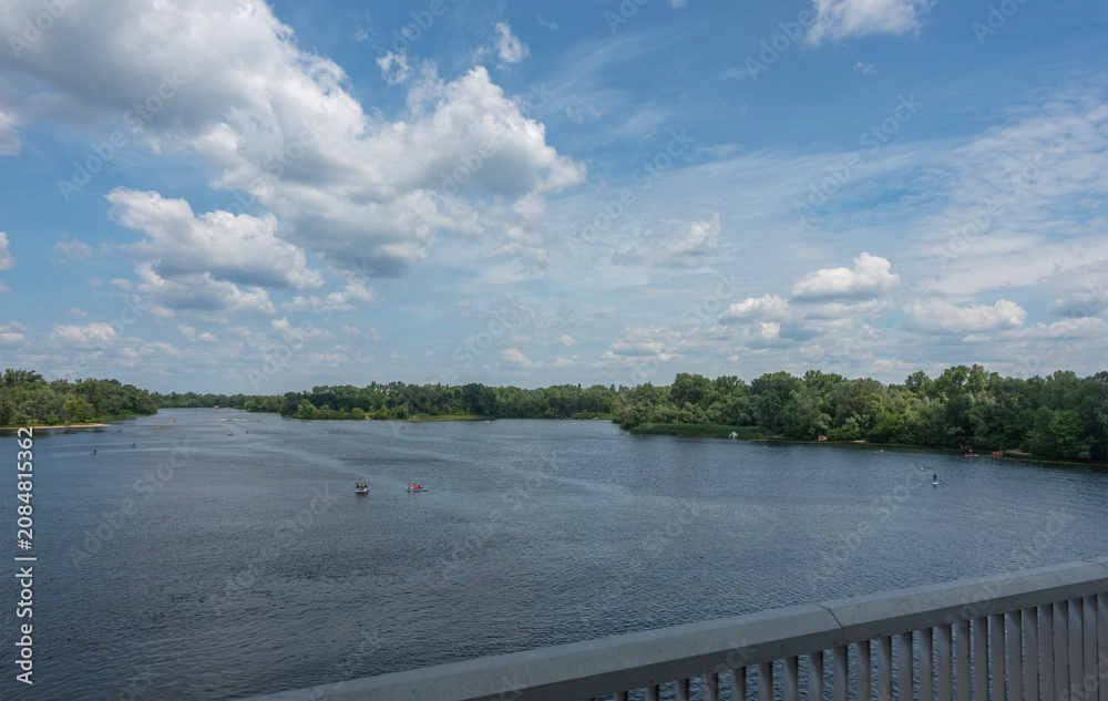 Fototapeta premium View of the Dnieper in Kyiv from the Northern Bridge