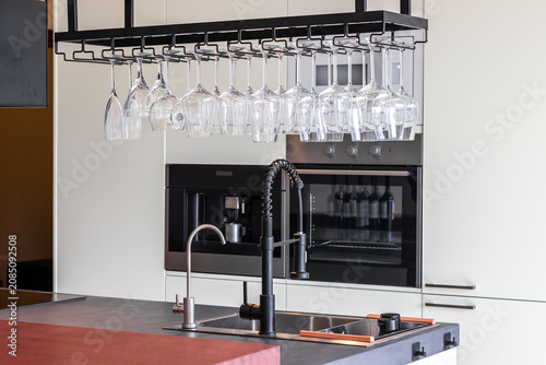 Fotografía Microwave and oven built-in kitchen furniture