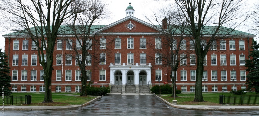 Obraz premium Old classic college academy building. Generative AI technology. 
