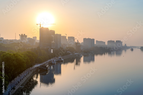 Quadro su tela Hot sun rises over the Don River embankment in Rostov-on-Don, Rostov-on-Don regi