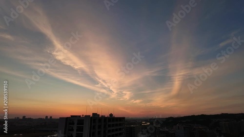 美しい朝の空