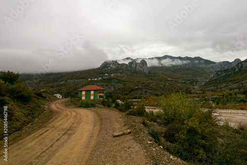 road to the mountains